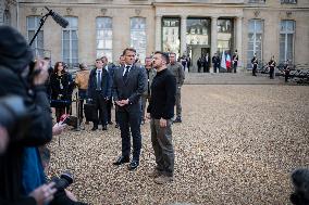 Volodymyr Zelensky at Elysee - Paris