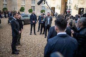 Volodymyr Zelensky at Elysee - Paris