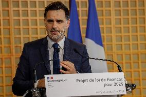 Presentation of the 2025 public finance law project at Bercy - Paris