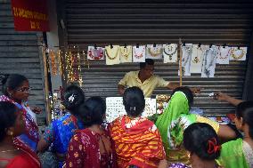 Daily Life In Kolkata, India