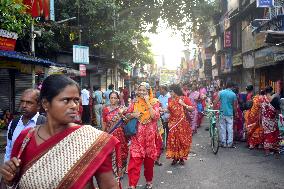 Daily Life In Kolkata, India