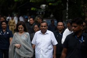 Delegates Pay Tribute To Ratan Tata In Mumbai