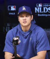 Baseball: Dodgers' Ohtani at press conference