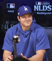 Baseball: Dodgers' Ohtani at press conference