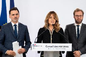 Weekly Cabinet Meeting Press Conference - Paris