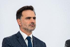 Weekly Cabinet Meeting Press Conference - Paris