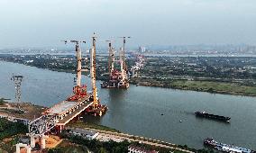 China First 350km/h Mixed-layer Bridge in Nanchang