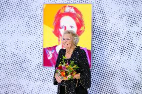 Princess Beatrix Attends 'Queens by Andy Warhol' Exhibition - Apeldoorn