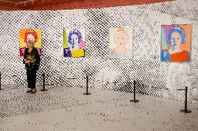 Princess Beatrix Attends 'Queens by Andy Warhol' Exhibition - Apeldoorn