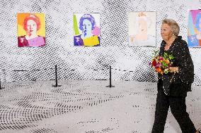 Princess Beatrix Attends 'Queens by Andy Warhol' Exhibition - Apeldoorn