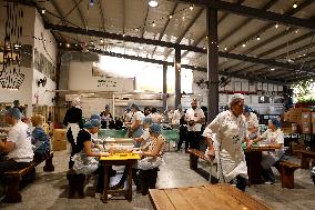 People Gather To Prepare Meals For Immigrants And Displaced Persons - Beirut