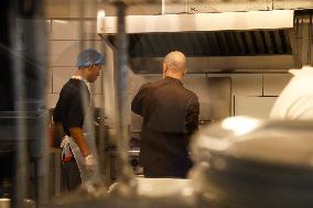 People Gather To Prepare Meals For Immigrants And Displaced Persons - Beirut