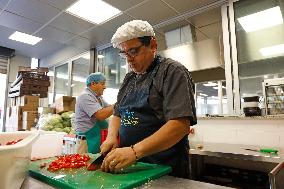 Cuisine de Mariam Prepares Meals For Immigrants - Beirut