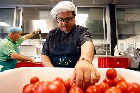 Cuisine de Mariam Prepares Meals For Immigrants - Beirut