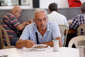 Cuisine de Mariam Prepares Meals For Immigrants - Beirut