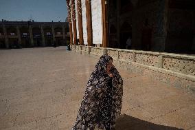 Religion, Daily Life In Iran