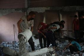 Israeli Attacks Kill 42,126 Palestinians