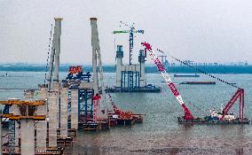 Zhangjinggao Yangtze River Bridge Construction in Zhangjiagang