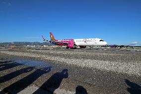 Barcelona airport aircraft on the runway