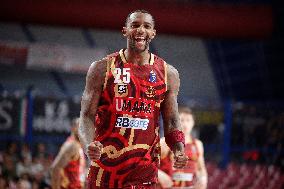 Umana Reyer Venezia v Virtus Segafredo Bologna - Italian A1 Basketball Championship