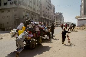 Displaced Palestinians Evacuated Jabalia - Gaza Strip