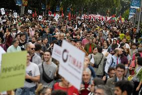 Demonstration To Denounce Rent Prices - Madrid