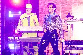 Purple Disco Machine In Concert