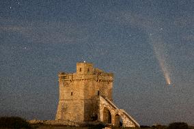 Comet Tsuchinshan-ATLAS (C/2023 A3) Appears Over Torre Squillace, Italy