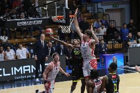 BASKET - Serie A - Vanoli Basket Cremona vs Estra Pistoia