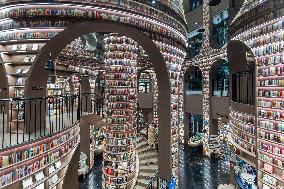 Zhongshuge Bookstore in Chengdu