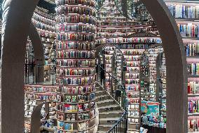 Zhongshuge Bookstore in Chengdu