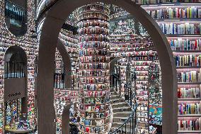 Zhongshuge Bookstore in Chengdu