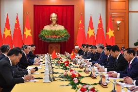 Vietnam-China summit in Hanoi