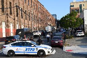 35-year-old Male Police Officer Dies By Suicide In The Sunset Park Section Of Brooklyn New York