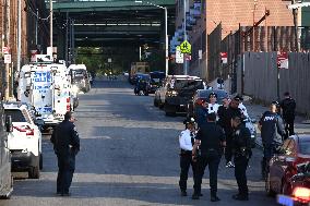 35-year-old Male Police Officer Dies By Suicide In The Sunset Park Section Of Brooklyn New York