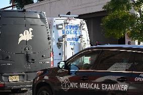 35-year-old Male Police Officer Dies By Suicide In The Sunset Park Section Of Brooklyn New York