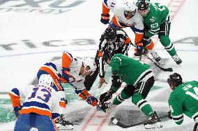 NHL: Dallas Stars V New York Islanders