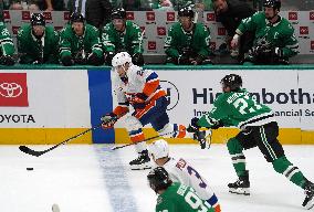 NHL: Dallas Stars V New York Islanders