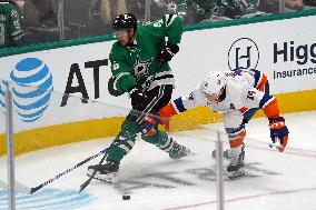 NHL: Dallas Stars V New York Islanders