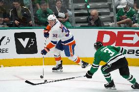 NHL: Dallas Stars V New York Islanders