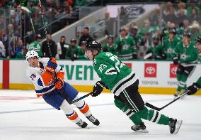 NHL: Dallas Stars V New York Islanders