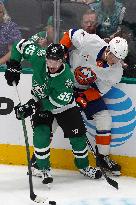 NHL: Dallas Stars V New York Islanders