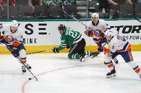 NHL: Dallas Stars V New York Islanders