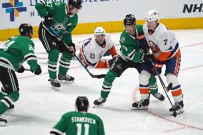 NHL: Dallas Stars V New York Islanders