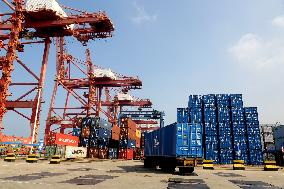 Lianyungang Port Working Scenery