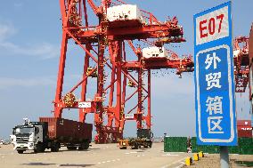 Lianyungang Port Working Scenery