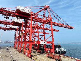 Lianyungang Port Working Scenery