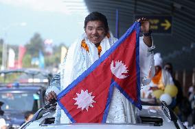 Nima Rinji Sherpa Has Become The Youngest Person To Summit The World’s Tallest Mountains