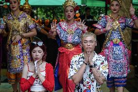 Daily Life In Bangkok.