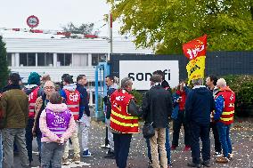 CGT Union Protests Sanofi - Lisieux